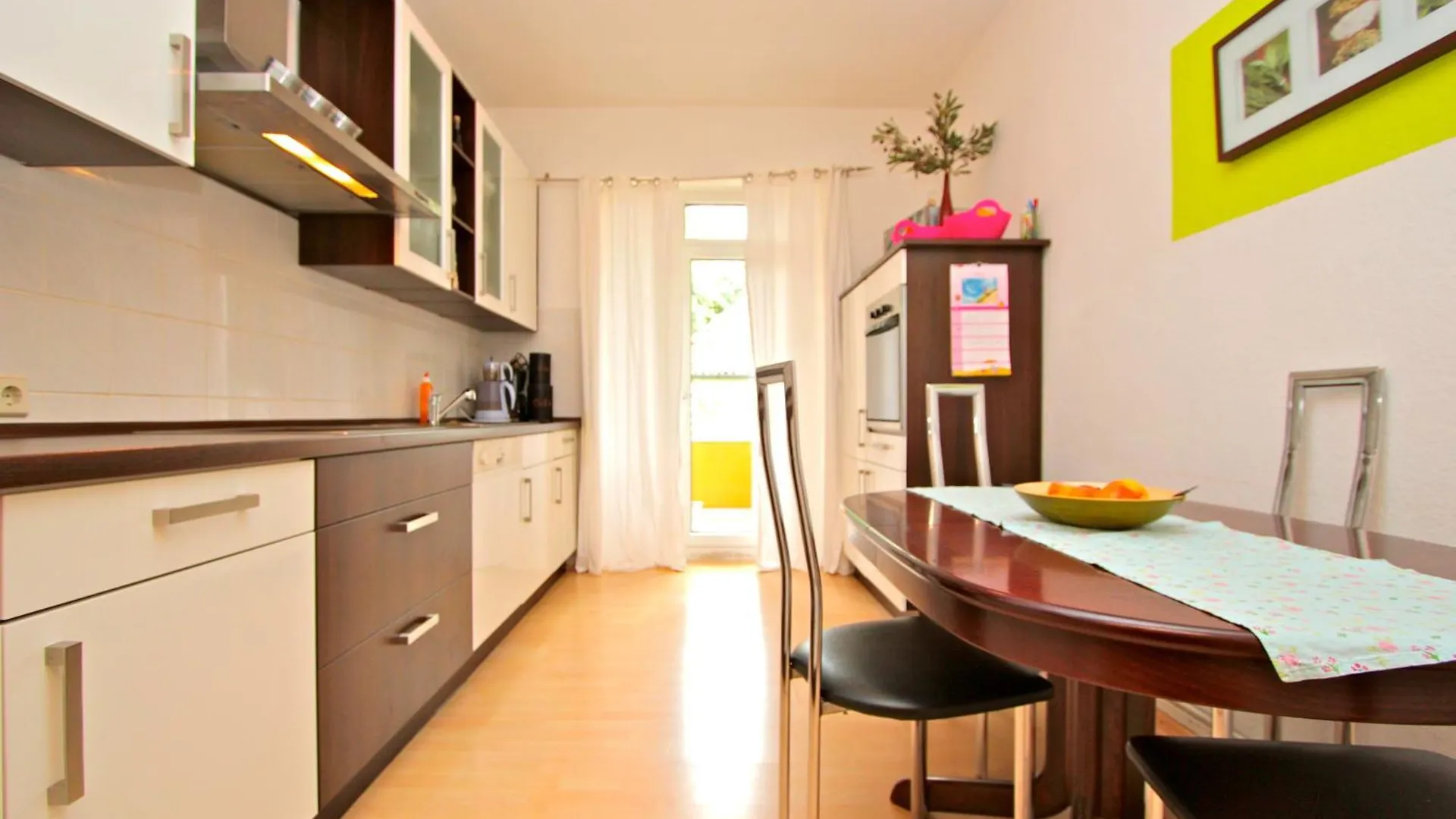 Private Apartments Near Exhibition Center Hanower