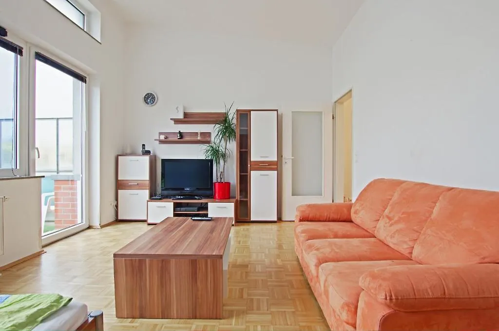 Private Apartments Near Exhibition Center Hanower
