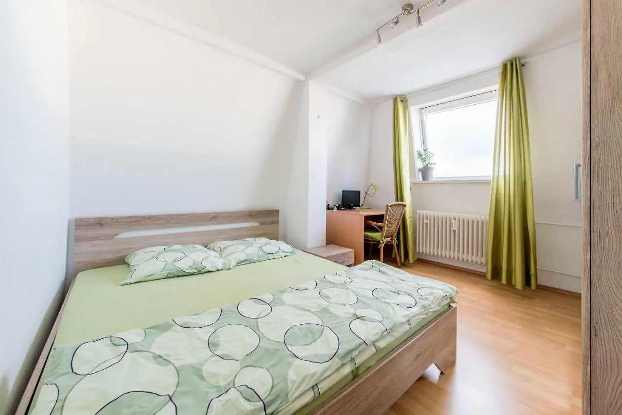 Private Apartments Near Exhibition Center Hanower Niemcy